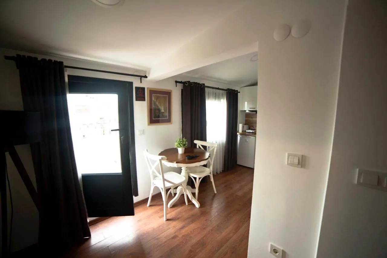 Galata Cicek Suites Istanbul 0*,
