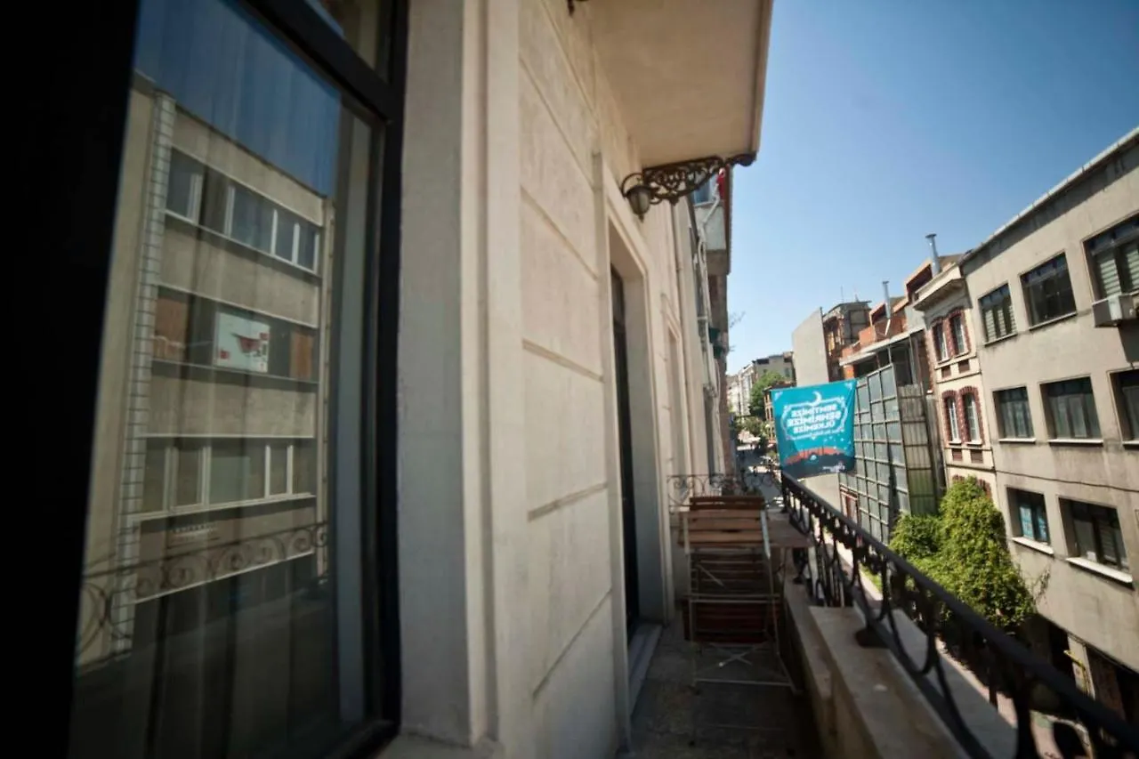 Galata Cicek Suites Istanbul